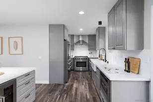 11489 Almazon St, San Diego, CA 92129 - Photo 9