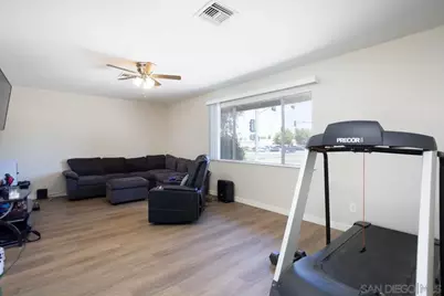  41715 Stetson, Hemet, CA 92544 - Photo 9