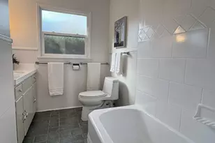 2850 Highland Dr, Carlsbad, CA 92008 - Photo 13