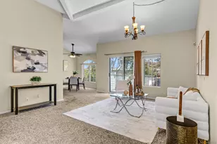 8615 Via Mallorca, La Jolla, CA 92037 - Photo 7