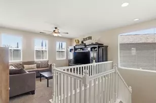 27568 Campana Cir, Temecula, CA 92591 - Photo 15