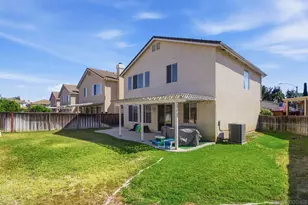 27568 Campana Cir, Temecula, CA 92591 - Photo 25
