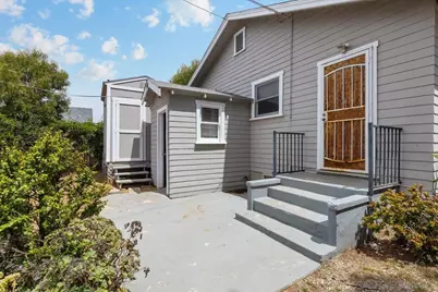  421 S Tremont St, Oceanside, CA 92054 - Photo 13
