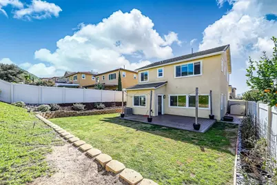  310 Falabella Ln, Fallbrook, CA 92028 - Photo 33