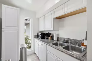 521 Arenas, La Jolla, CA 92037 - Photo 13