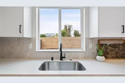  3138 Shue Place, Escondido, CA 92027 - Photo 9