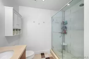 325 Seventh Ave, San Diego, CA 92101 - Photo 25