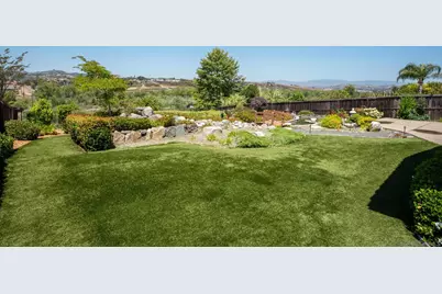  5610 Chincoteague Court, Oceanside, CA 92057 - Photo 9