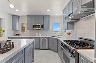 4391 Middlesex Dr, San Diego, CA 92116 - Photo 11