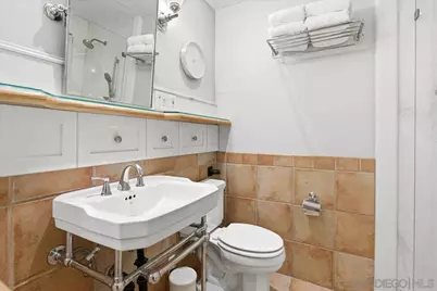  701 Kettner Blvd #16, San Diego, CA 92101 - Photo 25