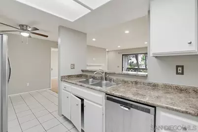  9439 Fairgrove Ln #102, San Diego, CA 92129 - Photo 15