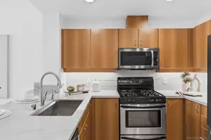 300 W Beech St, San Diego, CA 92101 - Photo 11
