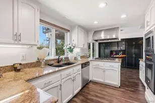 36775 Mesa Rd, Temecula, CA 92592 - Photo 9