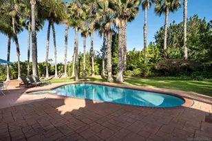 18221 Via Ascenso, Rancho Santa Fe, CA 92067 - Photo 25