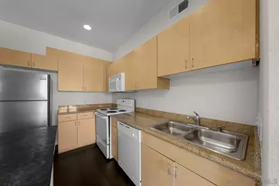  1501 Front Street 613, San Diego, CA 92101 - Photo 17