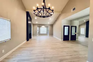 38825 Charlesworth Dr, Cathedral City, CA 92234 - Photo 3