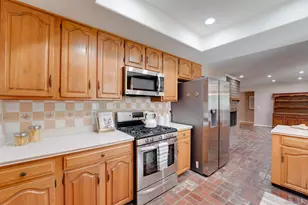 1561 Sandalwood Ln, Carlsbad, CA 92008 - Photo 9