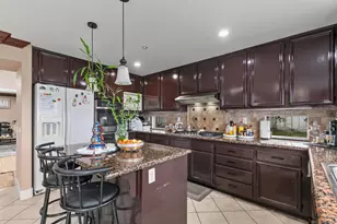10394 Valley Waters Dr, Spring Valley, CA 91978 - Photo 15