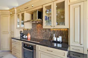 1810 Avenida Del Mundo, Coronado, CA 92118 - Photo 13
