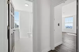 702 Ash St, San Diego, CA 92101 - Photo 35