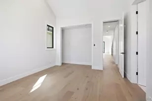 845 G Ave, Coronado, CA 92118 - Photo 23