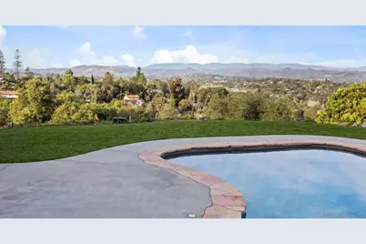  1033 Via Contenta, Escondido, CA 92029 - Photo 3