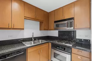 550 15th St, San Diego, CA 92101 - Photo 17