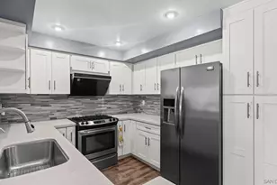 12245 Carmel Vista Rd, San Diego, CA 92130 - Photo 9