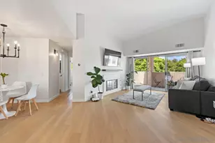 7048 Camino Degrazia, San Diego, CA 92111 - Photo 3