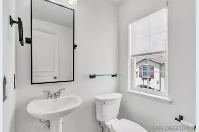  1137 Terracina, San Diego, CA 92103 - Photo 11
