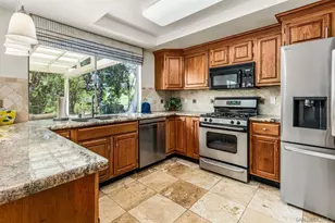 2070 Fuerte Ln, Escondido, CA 92026 - Photo 13