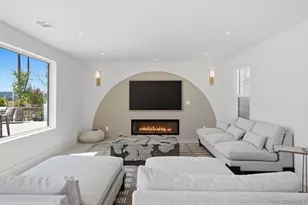 3080 Lloyd, San Diego, CA 92117 - Photo 11