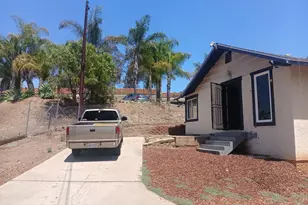 2530 Cherimoya, Vista, CA 92084 - Photo 11