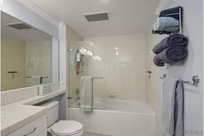 850 Beech Street #206, San Diego, CA 92101 - Photo 29