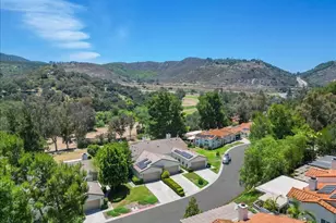 29549 Circle R Greens Dr, Escondido, CA 92026 - Photo 5