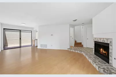  9260 Towne Centre Dr #17, San Diego, CA 92121 - Photo 5