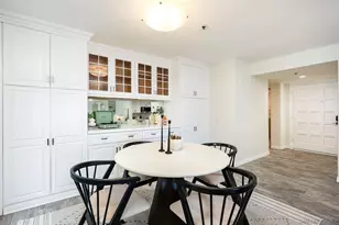 1221 Parker Pl, San Diego, CA 92109 - Photo 11