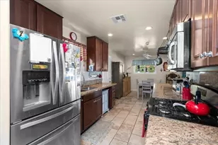 9254 Shadow Hill Rd, Santee, CA 92071 - Photo 13