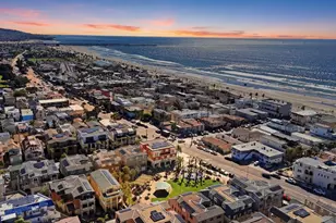 810 Santa Barbara Pl, San Diego, CA 92109 - Photo 31