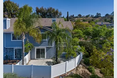  12875 Carriage Heights Way, Poway, CA 92064 - Photo 5