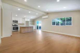 578 E Indian Rock Rd, Vista, CA 92084 - Photo 9