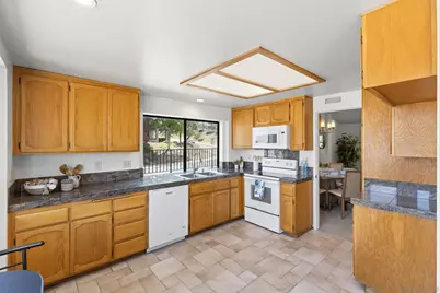  2714 Olympia, Carlsbad, CA 92010 - Photo 11