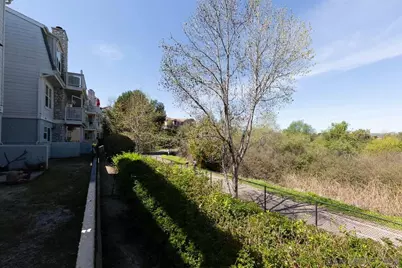  5064 Via Manos #B, Oceanside, CA 92057 - Photo 17