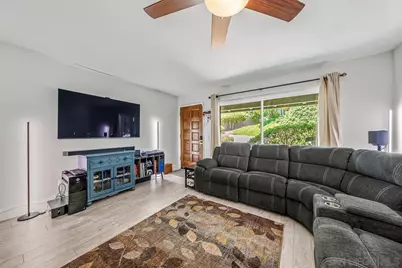  5661 Lake Park Way #6, La Mesa, CA 91942 - Photo 3