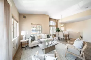 11985 Tivoli Park Row, San Diego, CA 92128 - Photo 9