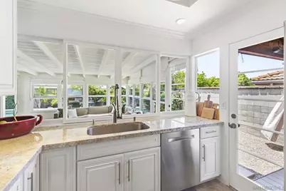  6214 Lake Lucerne Dr, San Diego, CA 92119 - Photo 11