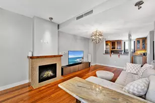 700 W E St, San Diego, CA 92101 - Photo 7