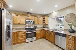 10261 Caminito Agadir, San Diego, CA 92131 - Photo 5