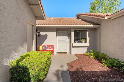  17811 Corte Huasco #69, San Diego, CA 92128 - Photo 3