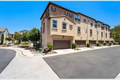  4326 Star Path Way #1, Oceanside, CA 92056 - Photo 3